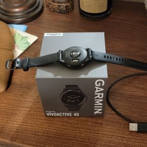Garmin Vivoactive 4s